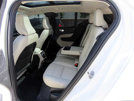 Volvo XC40 — photo 06
