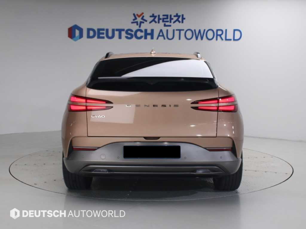 Genesis GV60 — photo 04