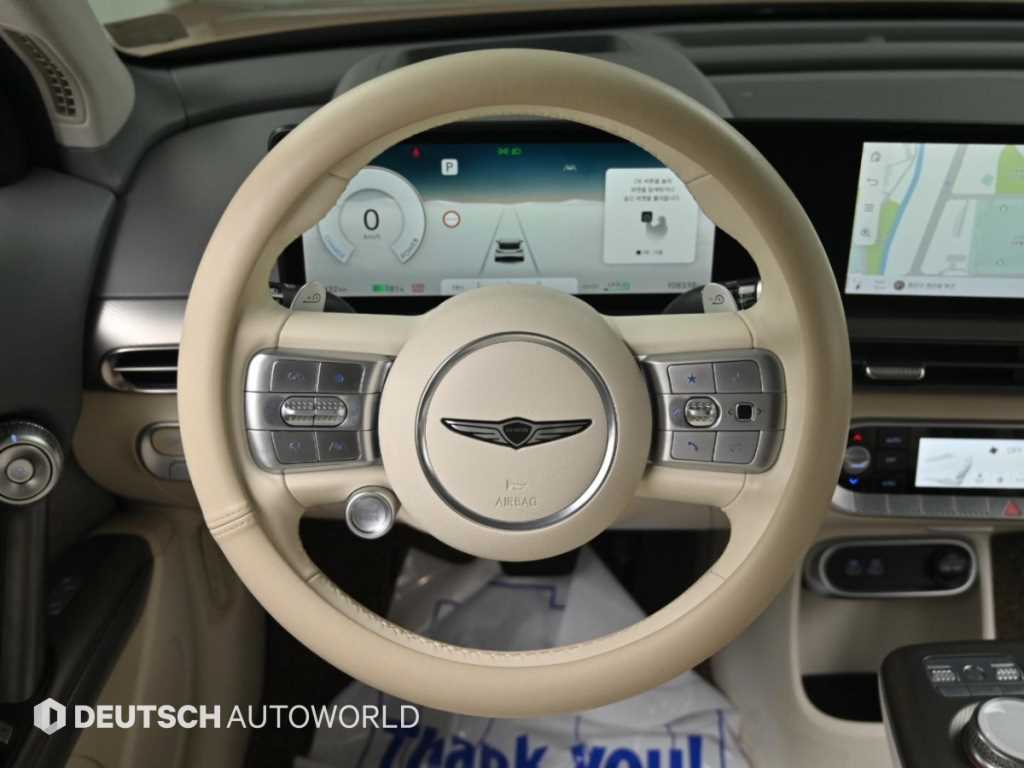 Genesis GV60 — photo 13