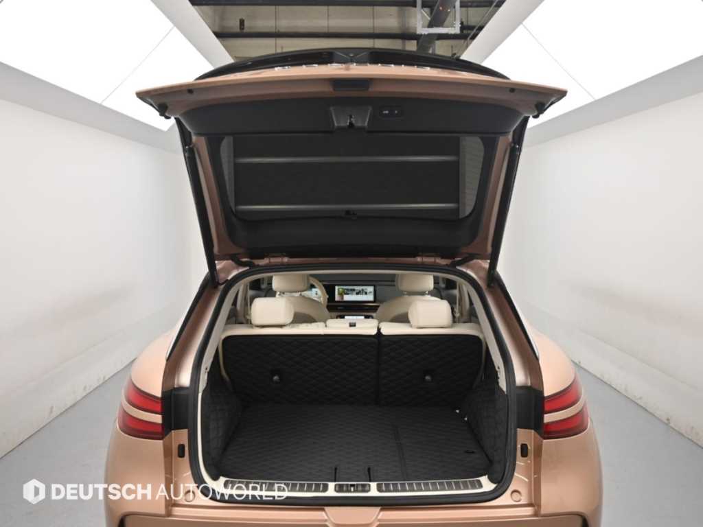Genesis GV60 — photo 19