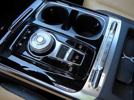 Kia Carnival — photo 11