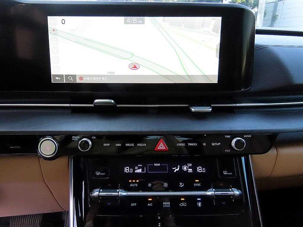 Kia Carnival — photo 12