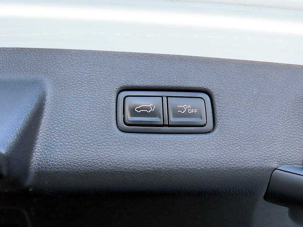 Kia Carnival — photo 14