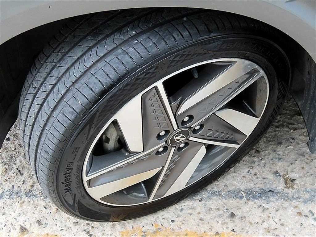 Hyundai Nexo — photo 20