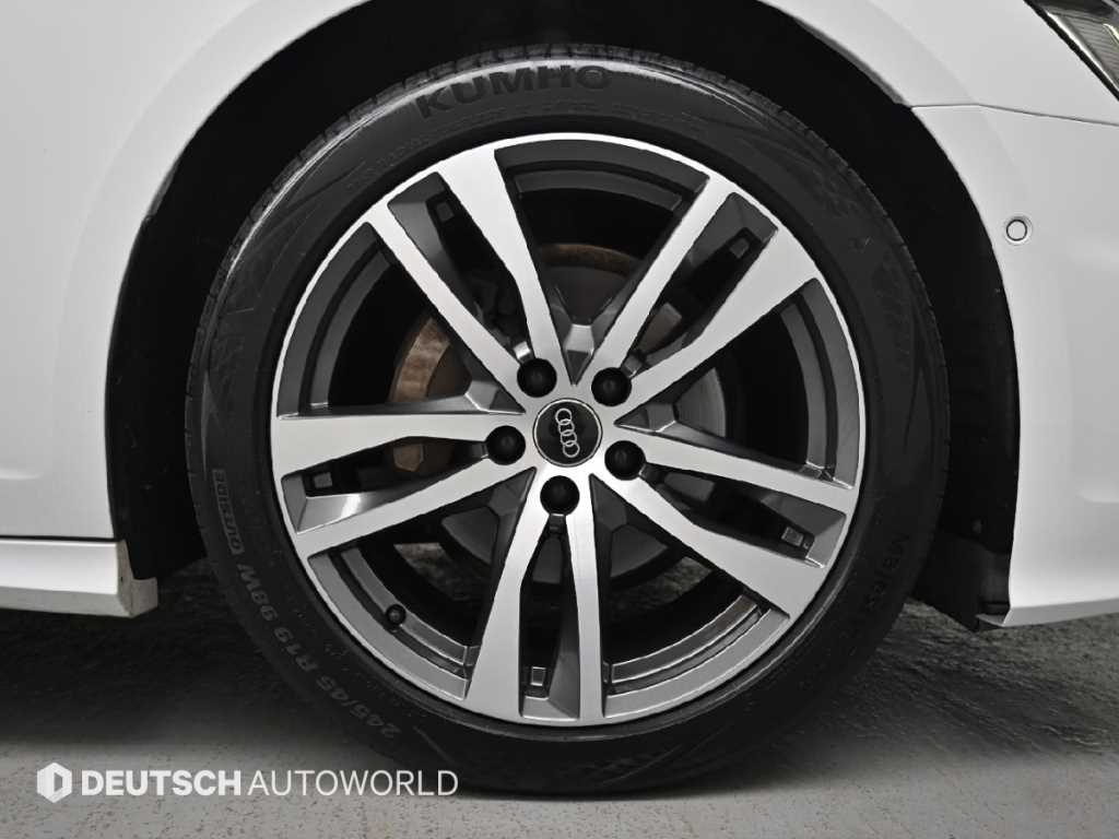 Audi A6 — photo 05