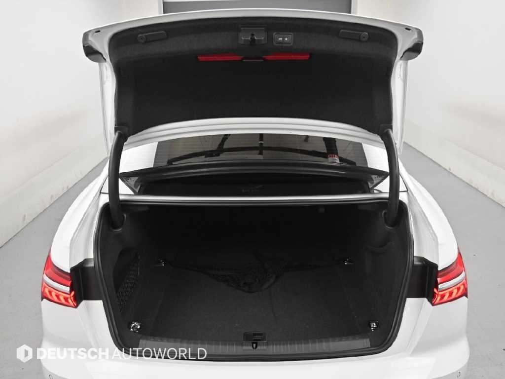 Audi A6 — photo 19