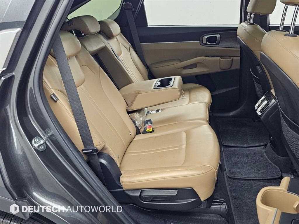 Kia Sorento — photo 12