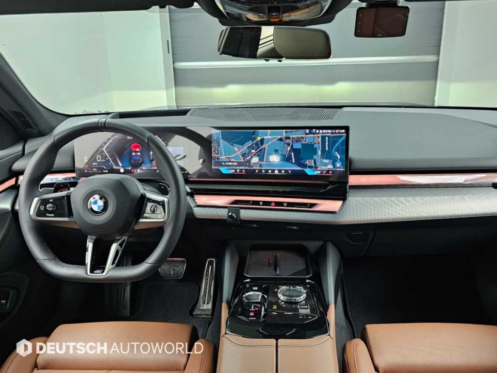 BMW 5-Series — photo 07