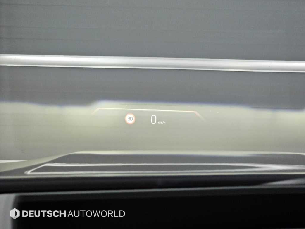 BMW 5-Series — photo 17