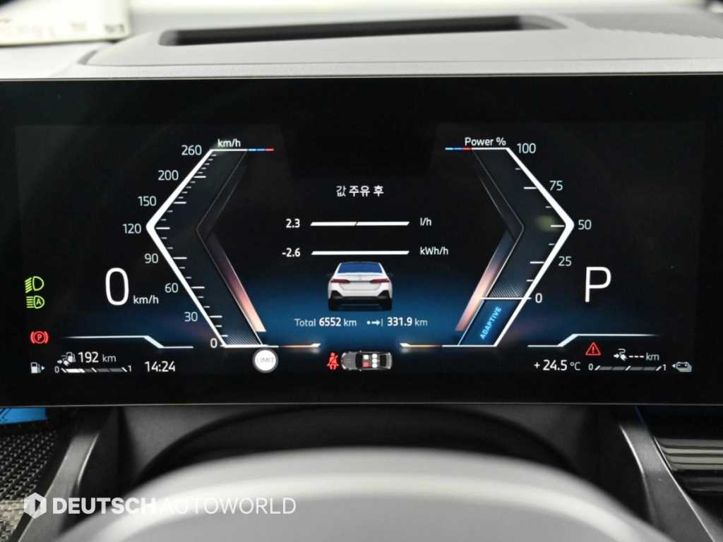BMW 5-Series — photo 08