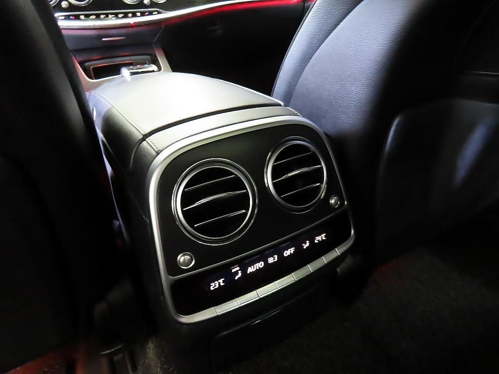 Mercedes-Benz S-Class — photo 15