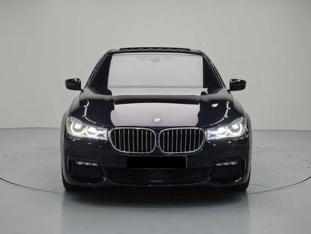 BMW 7-Series — photo 02