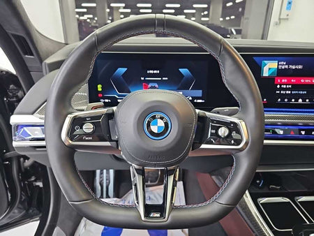 BMW i7 — photo 09