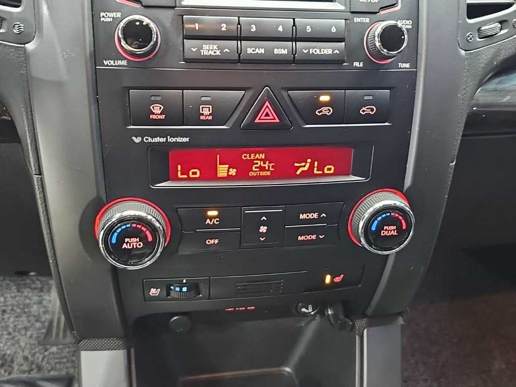 Kia Sorento — photo 10