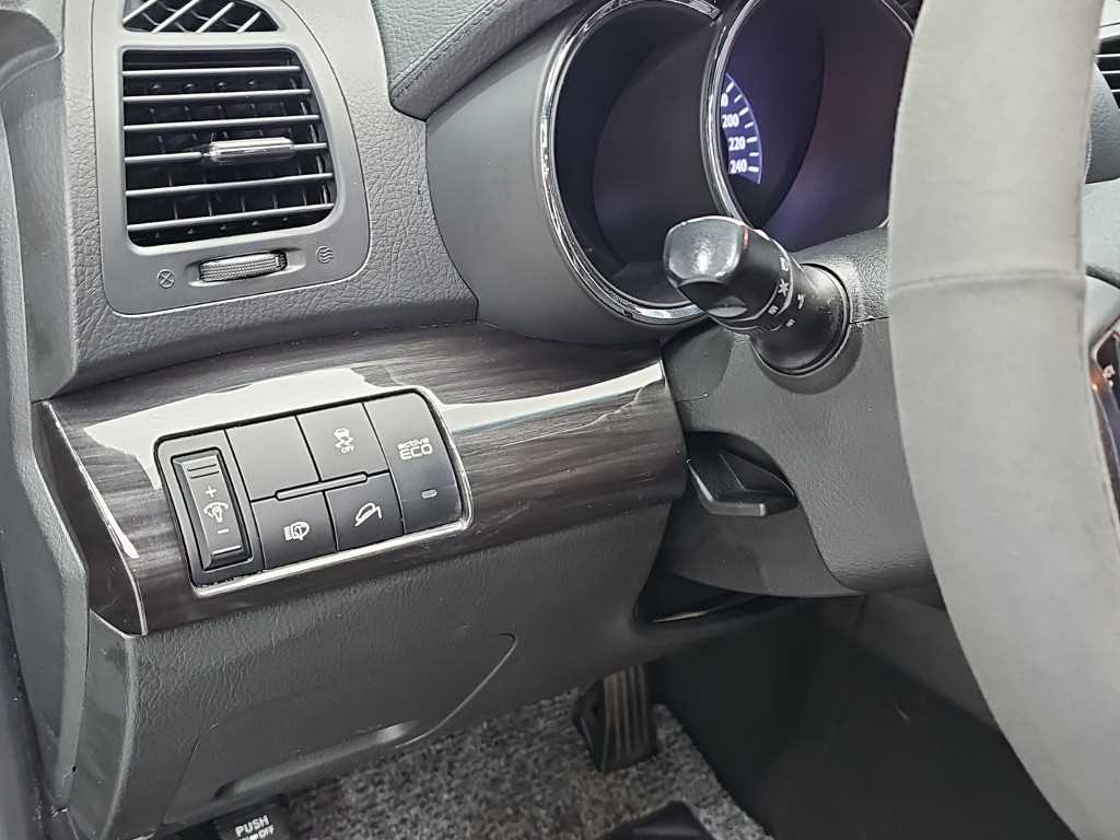 Kia Sorento — photo 16