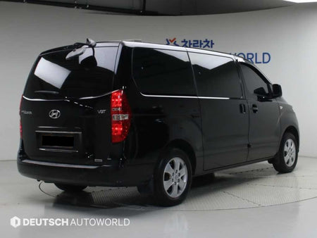Hyundai Starex — photo 02