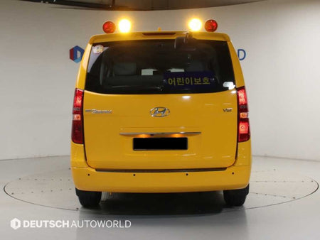 Hyundai Starex — photo 04