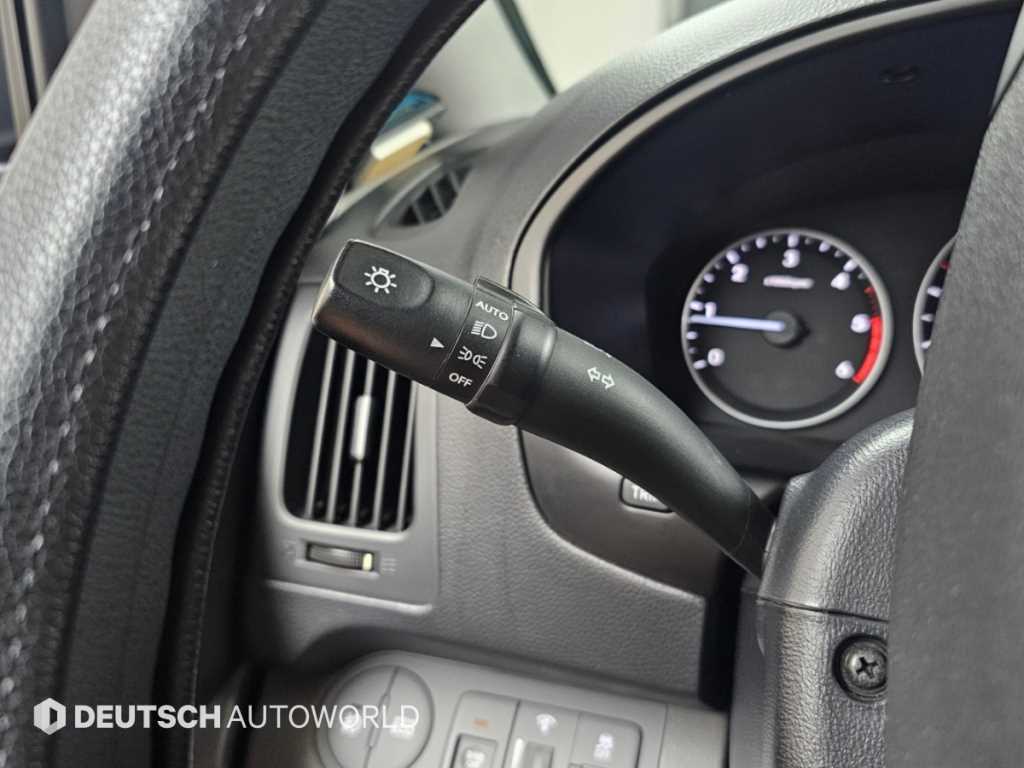 Hyundai Starex — photo 16