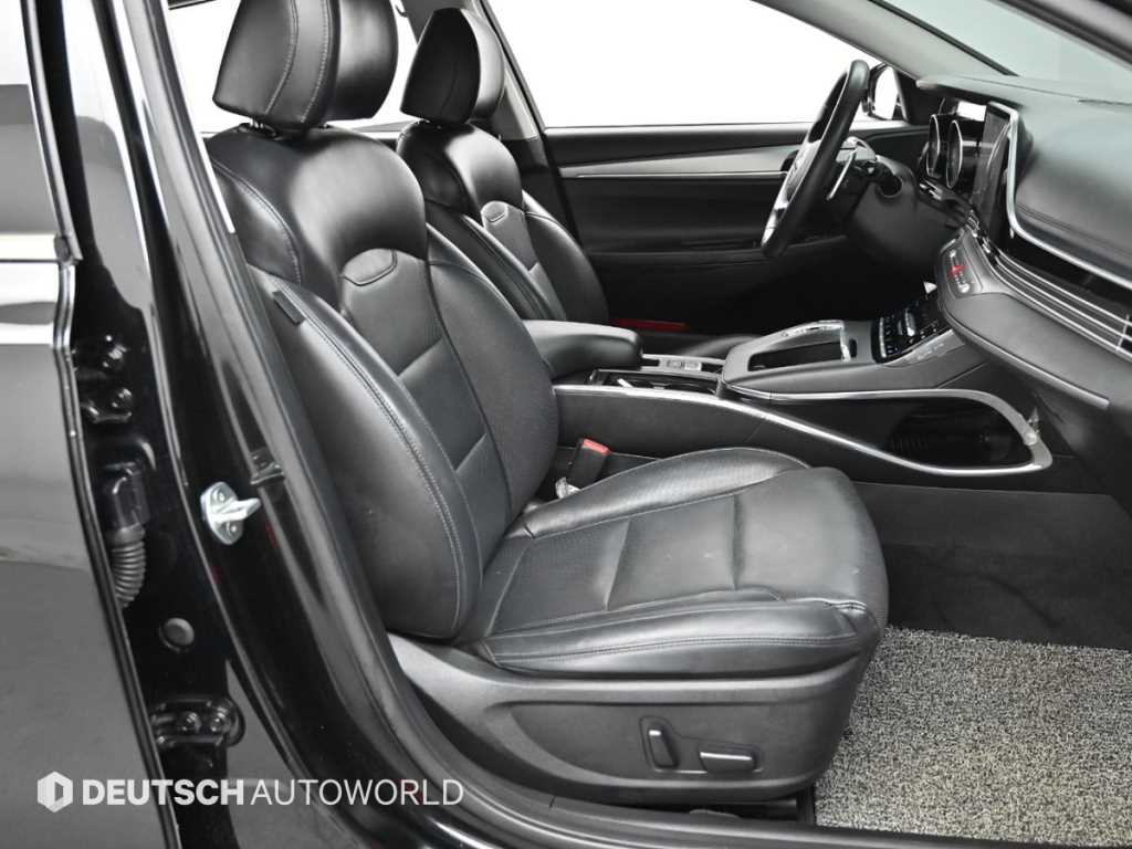Hyundai Grandeur — photo 16