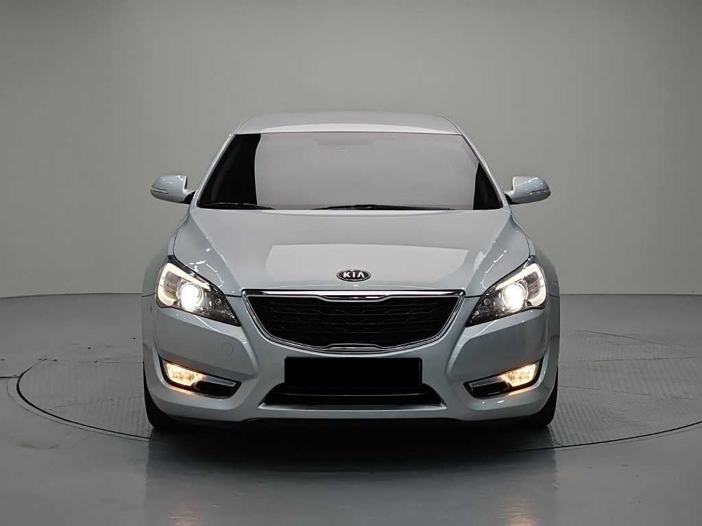 Kia K7 — photo 02