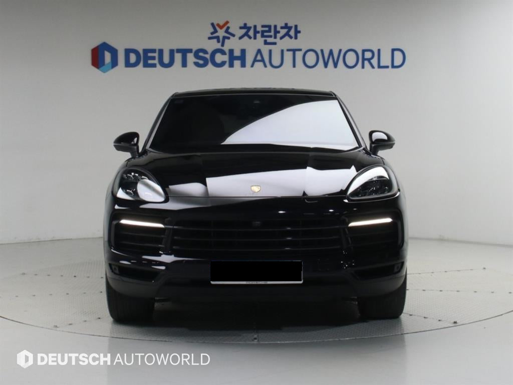 Porsche Cayenne — photo 03