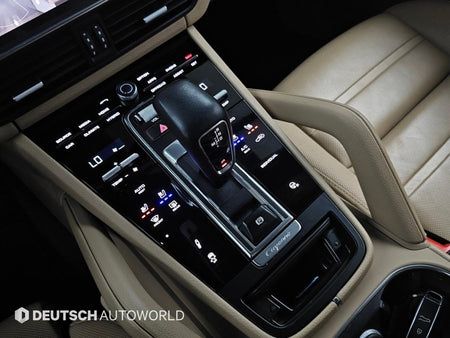 Porsche Cayenne — photo 09
