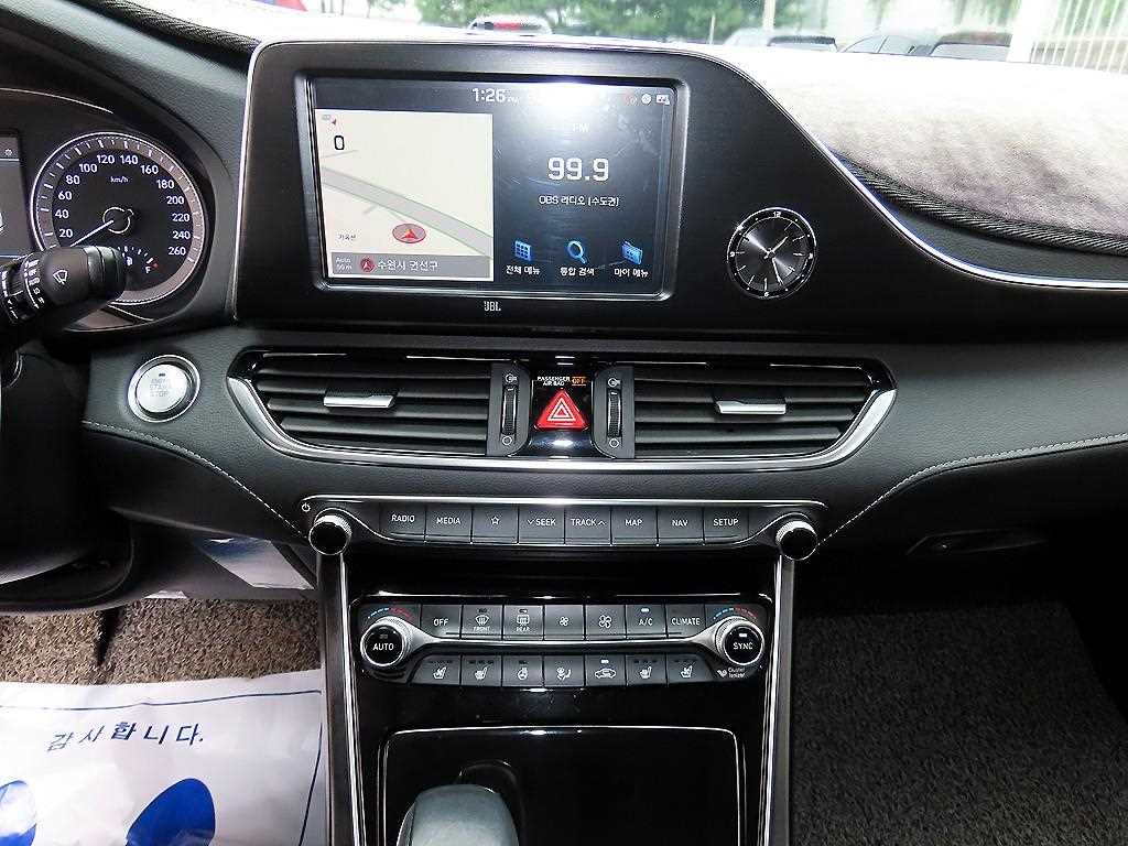 Hyundai Grandeur — photo 12