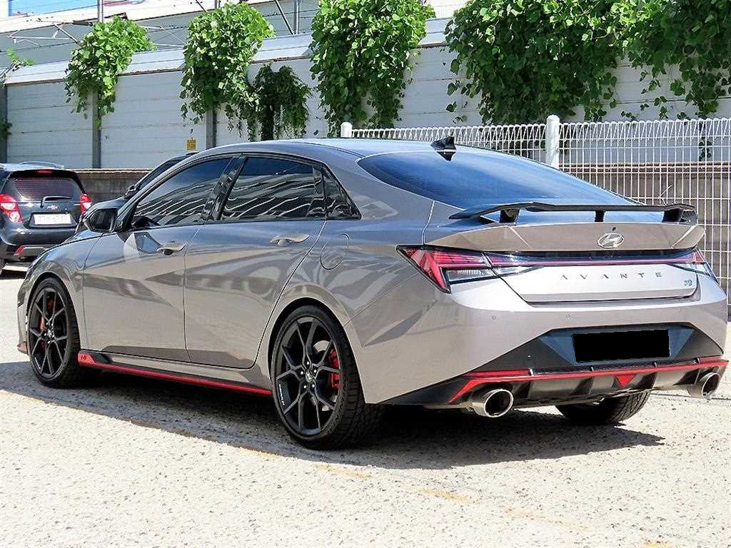 Hyundai Avante — photo 03