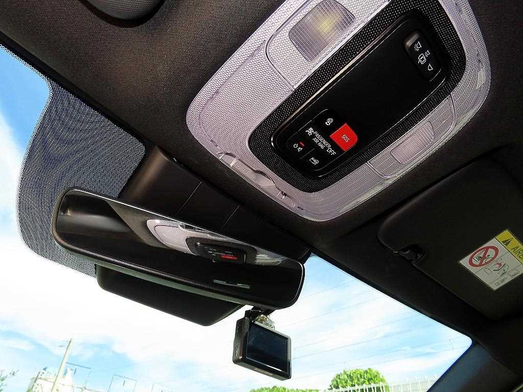 Hyundai Avante — photo 16