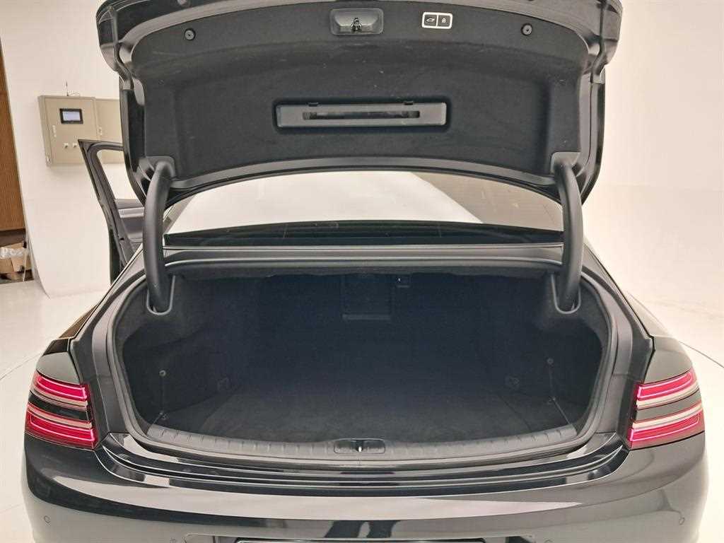 Genesis G80 — photo 16
