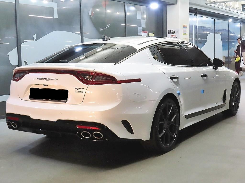 Kia Stinger — photo 04