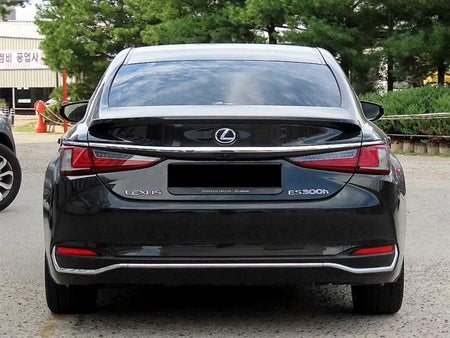 Lexus ES — photo 04