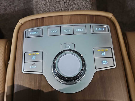 Genesis G80 — photo 14