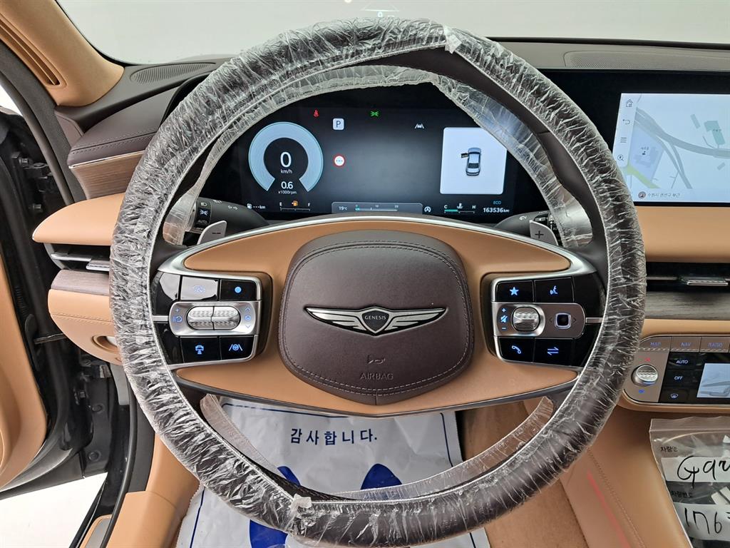 Genesis G90 — photo 07