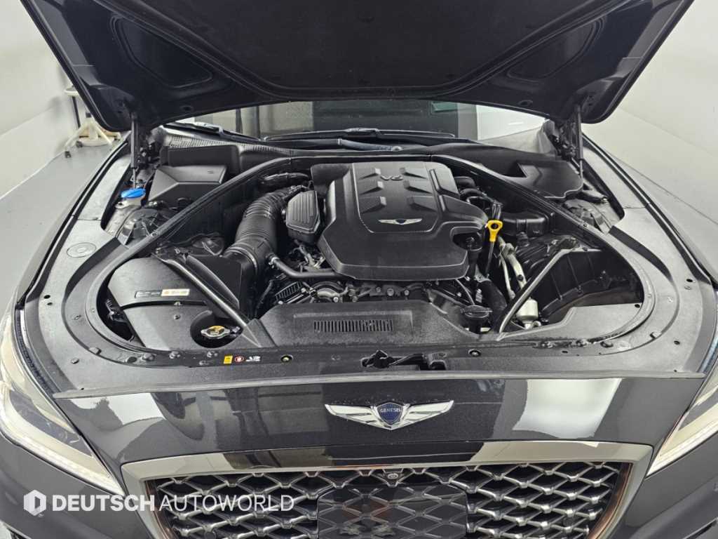 Genesis G80 — photo 06
