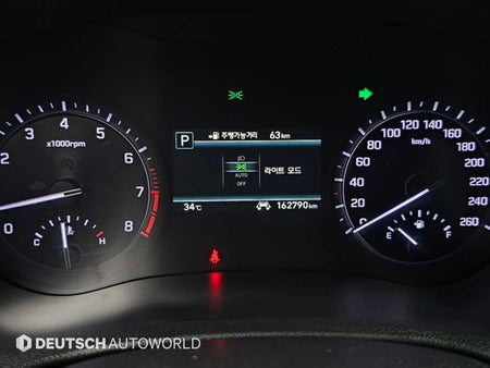 Genesis G80 — photo 08