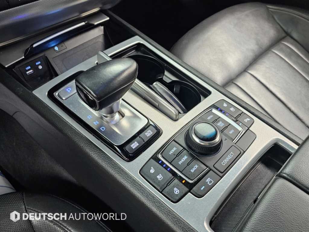 Genesis G80 — photo 09