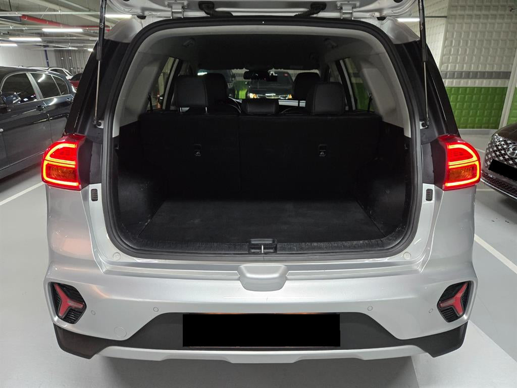 Kia Niro — photo 05