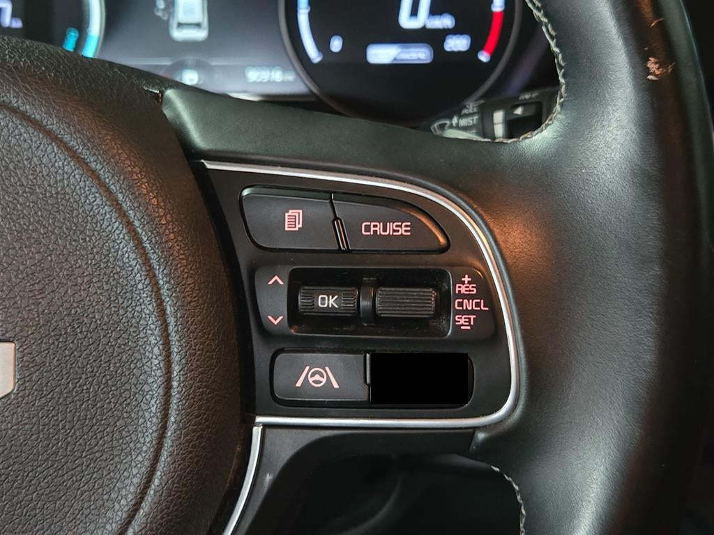 Kia Niro — photo 11