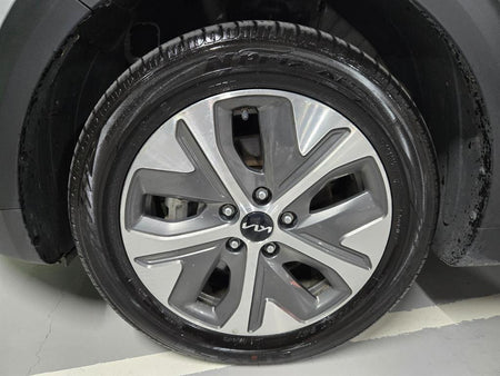 Kia Niro — photo 19