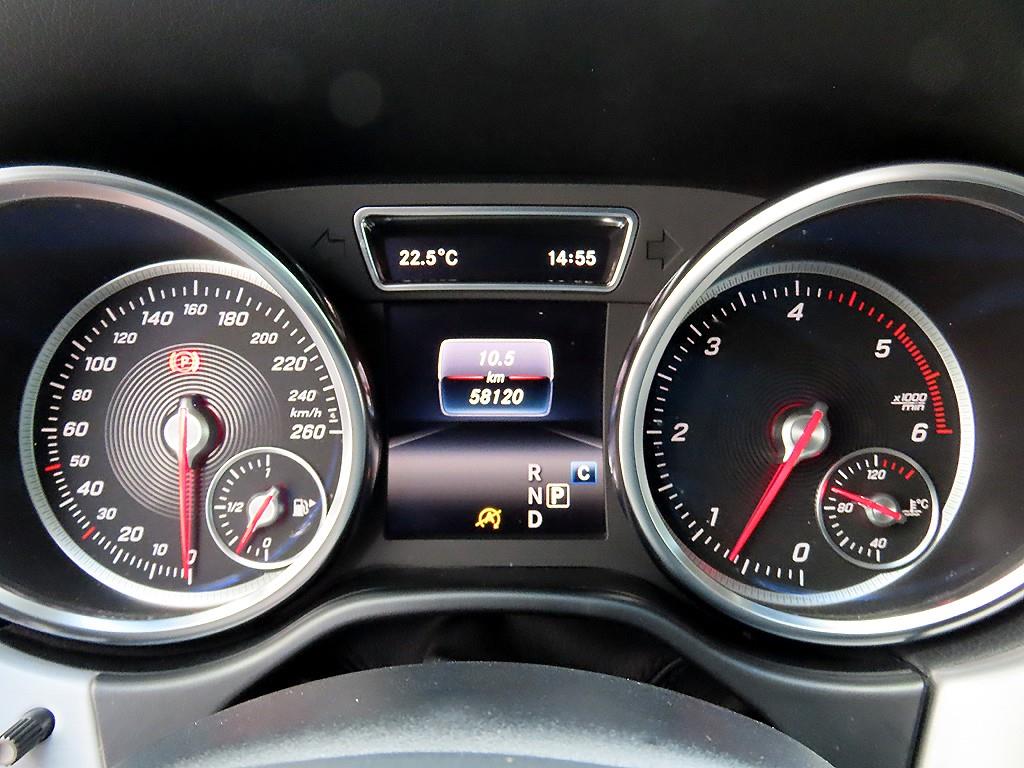 Mercedes-Benz GLE-Class — photo 09