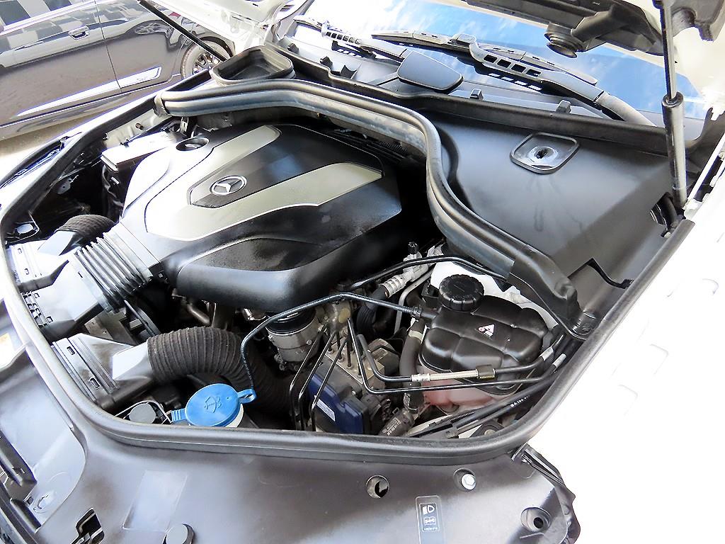 Mercedes-Benz GLE-Class — photo 19