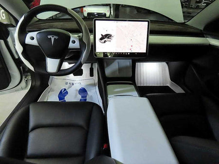 Tesla Model 3 — photo 10
