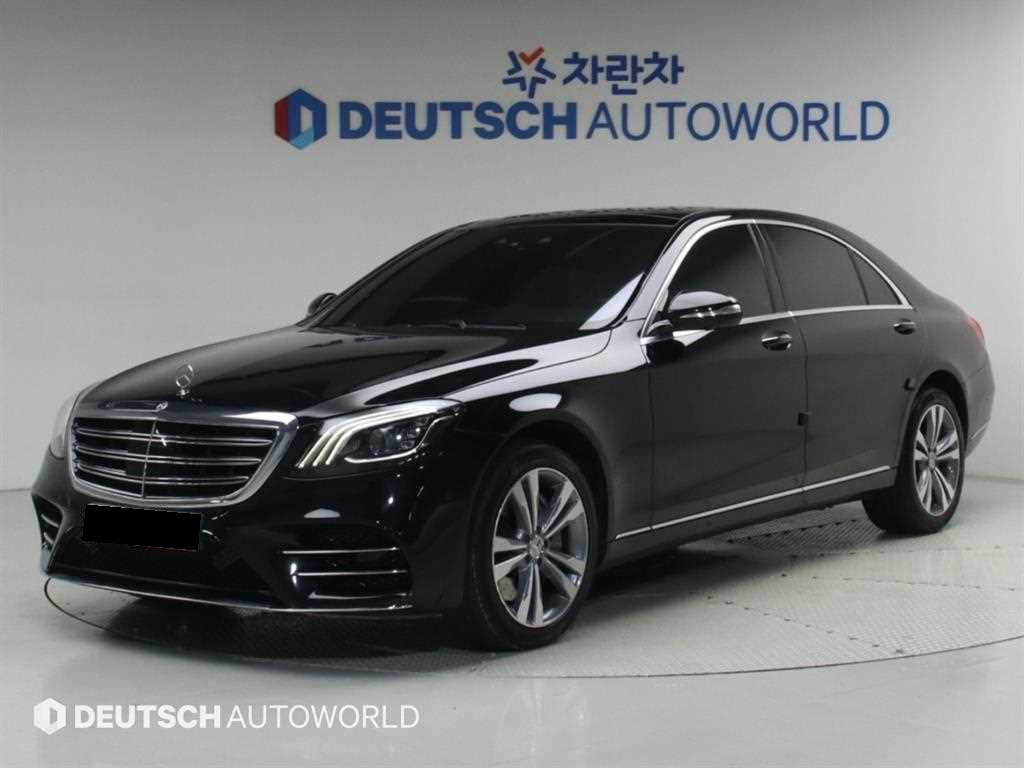 Mercedes-Benz S-Class — photo 01