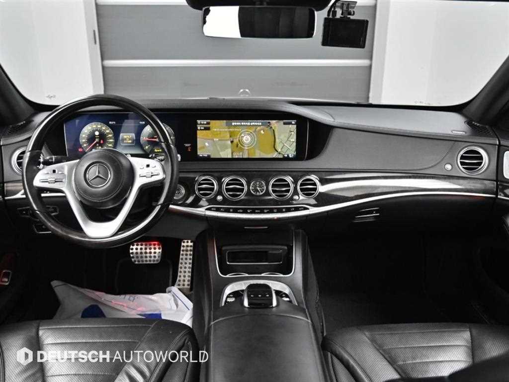 Mercedes-Benz S-Class — photo 07