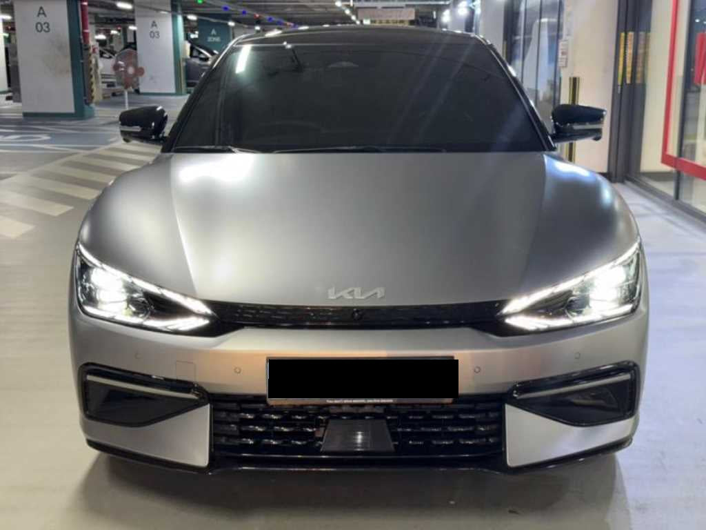 Kia EV6 — photo 02