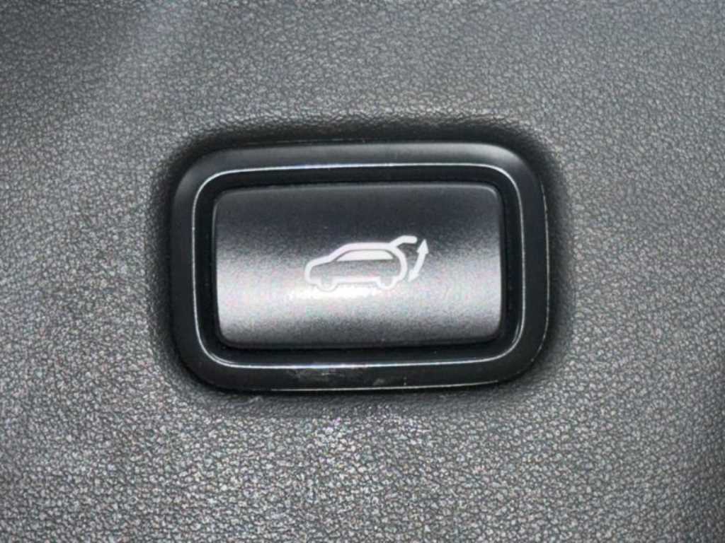 Kia EV6 — photo 17