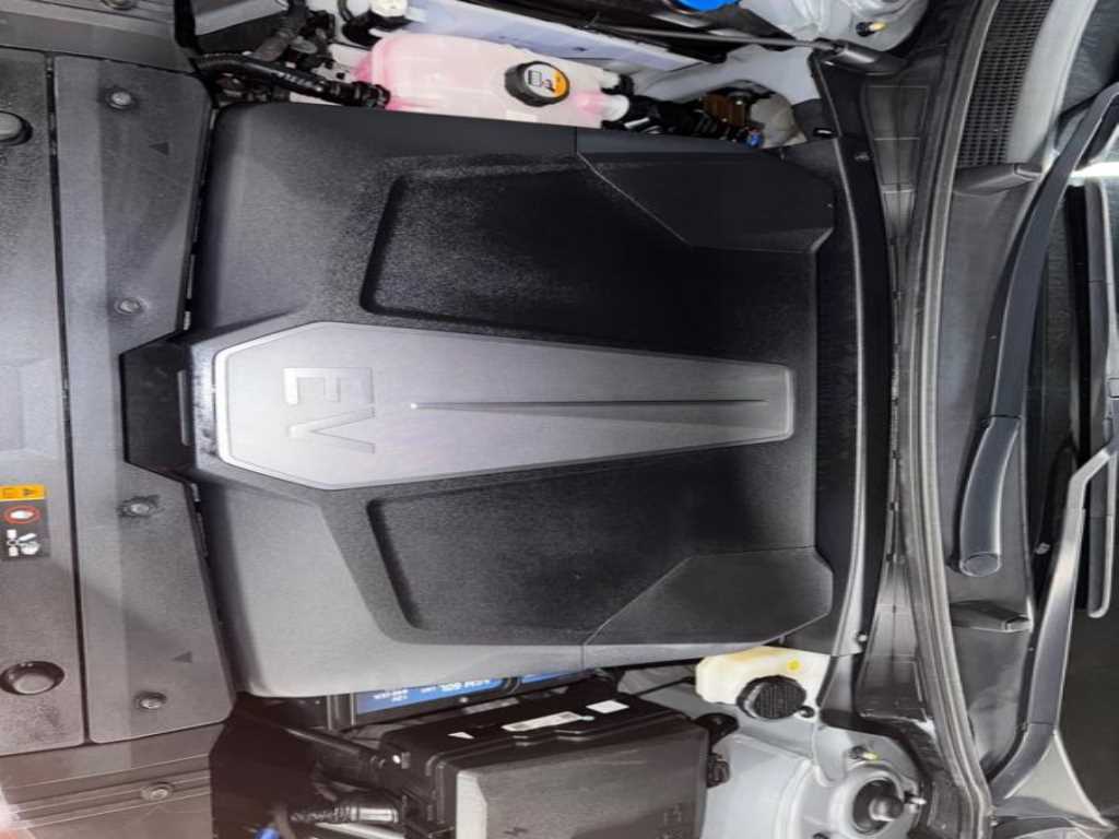 Kia EV6 — photo 18