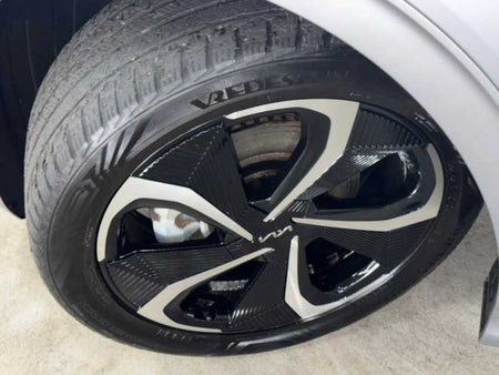 Kia EV6 — photo 19