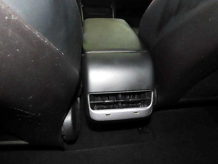 Tesla Model 3 — photo 16